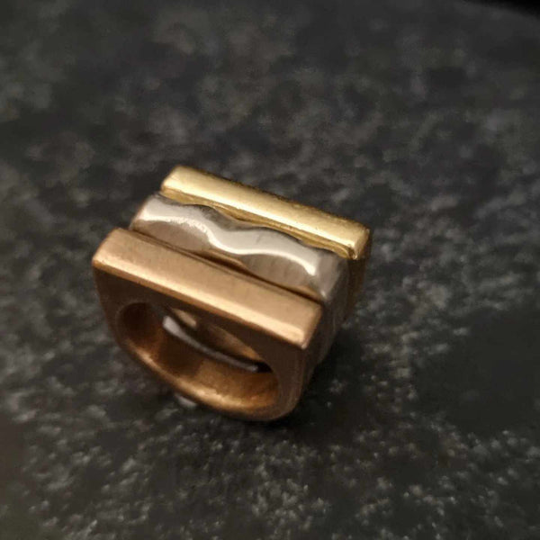 Nueve Ring | Brass