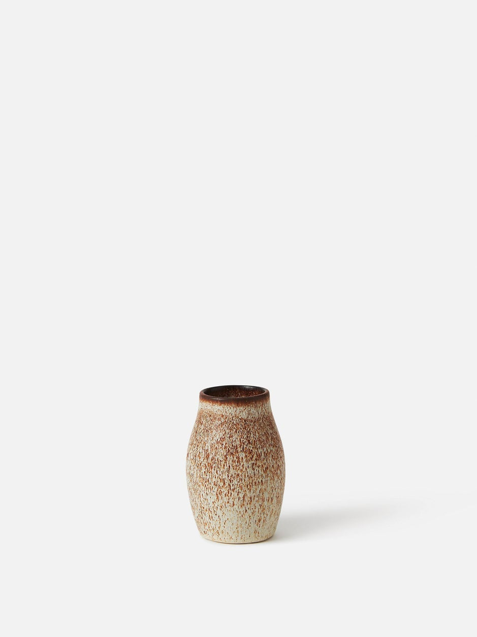 Pod Bud Vase | SM | Nut